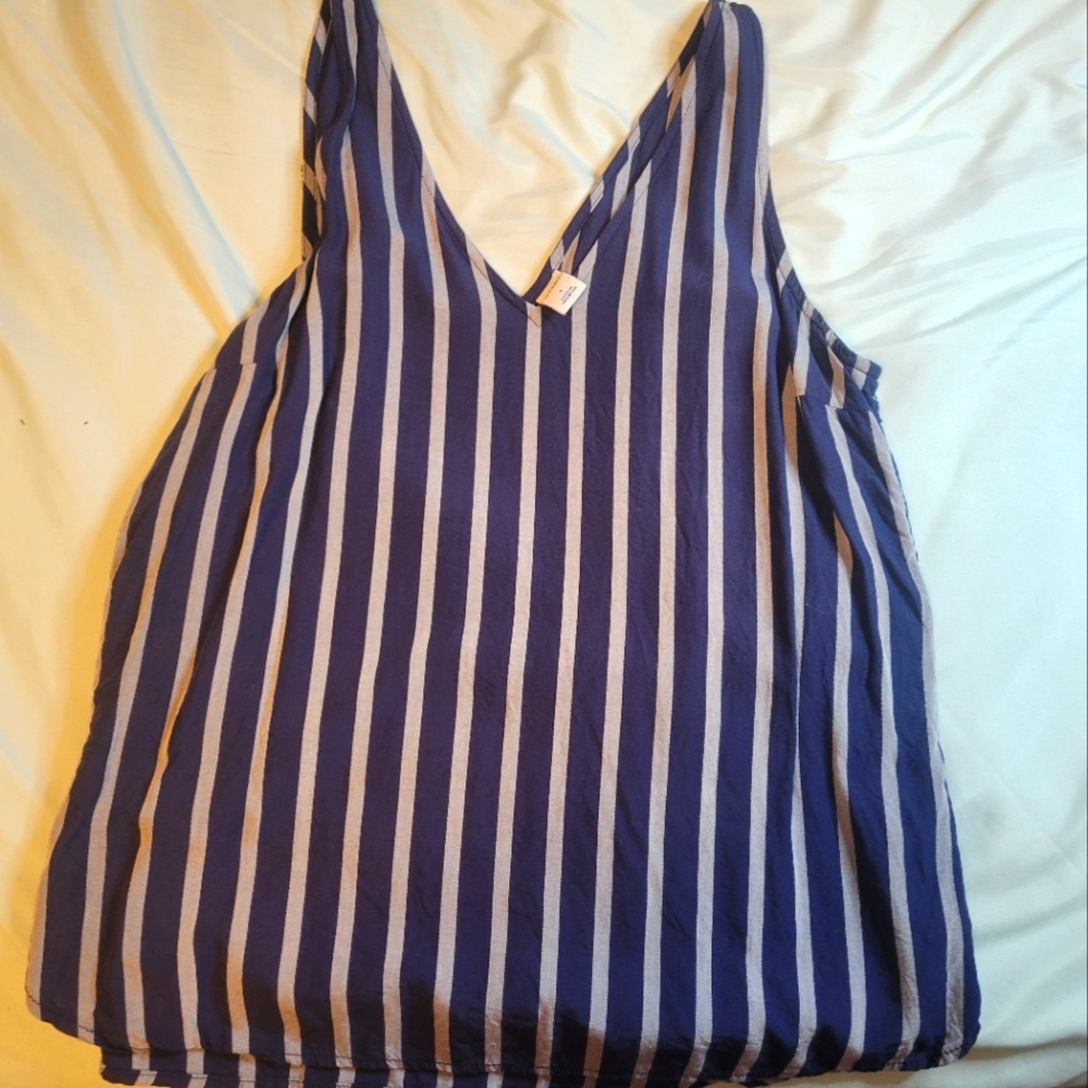 Old Navy striped shirt
